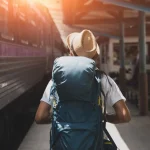Backpacker cerdas tahu bahwa nilai sejati dari perjalanan bukan pada kemewahan fasilitas, tetapi pada kedalaman pengalaman