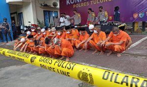 Kita perlu terus belajar, berdiskusi, dan berbagi informasi agar kejahatan dengan modus tak biasa ini tidak menemukan ruang untuk berkembang