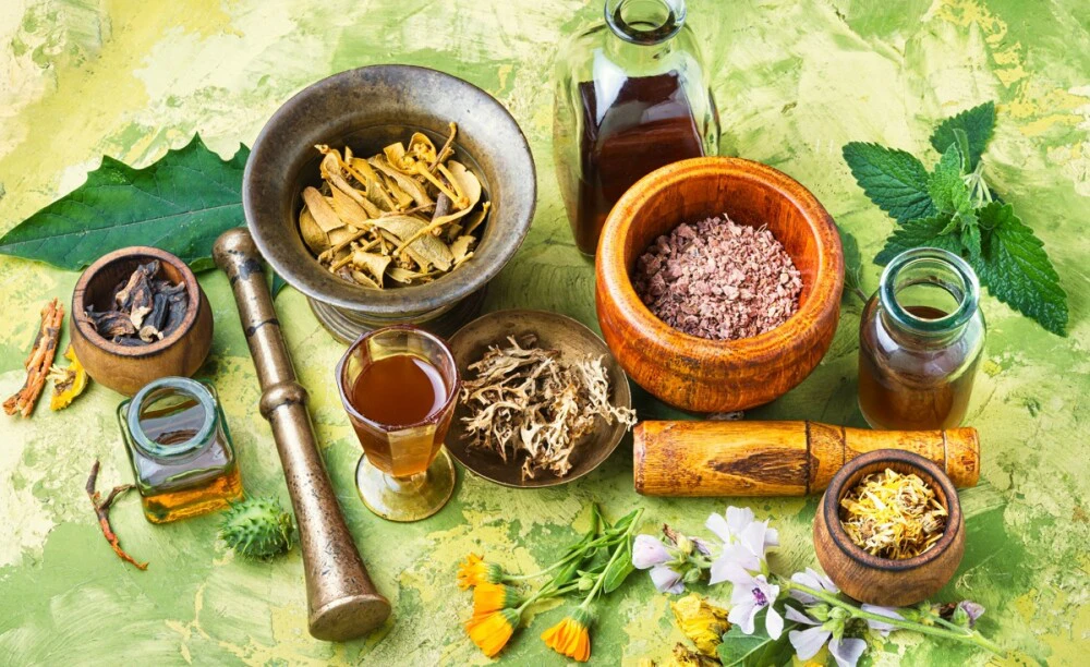 pengobatan yang ideal adalah pengobatan yang menyeluruh—baik secara fisik, emosional, maupun spiritual