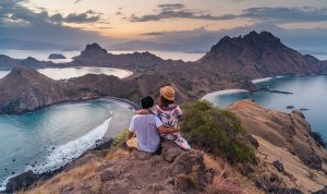 Dengan perencanaan yang tepat dan niat tulus untuk berbagi kebahagiaan, liburan Anda tak hanya hemat, tetapi juga penuh cinta