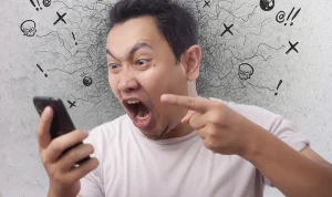 Ia bisa membawa dampak positif, atau justru menjadi ruang penuh kebisingan yang melelahkan.