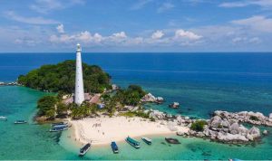 Ketika wisatawan datang ke Bangka Belitung dan mencicipi makanan khasnya, mereka sedang membaca cerita-cerita ini dengan lidah dan hati mereka.