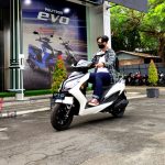 Lebih dari itu, ini adalah bentuk ekspresi gaya hidup, komitmen terhadap lingkungan, dan pilihan rasional dalam aspek ekonomi maupun teknologi.