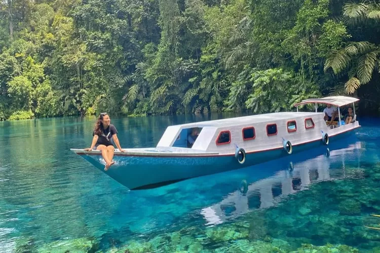 Namun, bagi jiwa-jiwa petualang yang haus akan ketenangan, keaslian, dan keajaiban tersembunyi, tempat-tempat seperti ini adalah surga sejati.