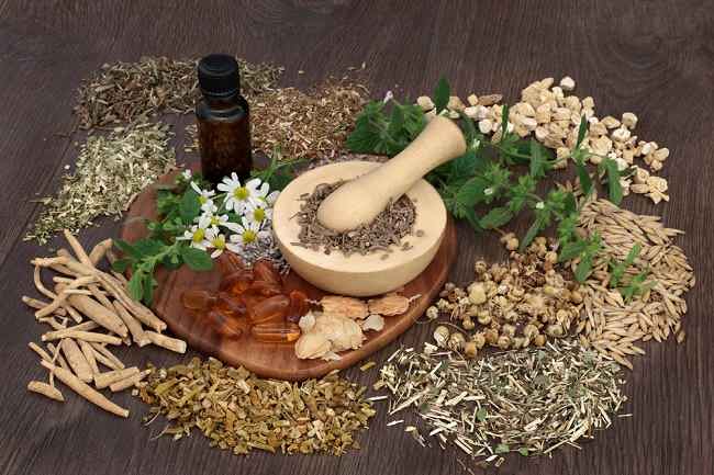 Trik sehat ala rumah dengan herbal bukan hanya tradisi lama yang tetap hidup, tapi juga solusi nyata di era modern.