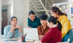 generasi Z punya semua yang dibutuhkan untuk sukses di dunia bisnis digital memiliki kreativitas, akses teknologi, dan semangat inovasi.