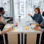 Budaya apresiasi di tempat kerja adalah salah satu pilar penting dalam membangun tim yang solid, termotivasi, dan produktif.