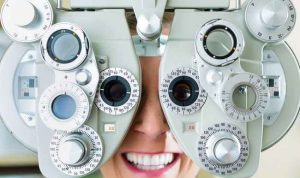 Teknologi baru seperti ReLEx SMILE, ICL, dan Wavefront-Guided memberikan harapan baru bagi penderita mata minus yang ingin menghindari risiko LASIK.