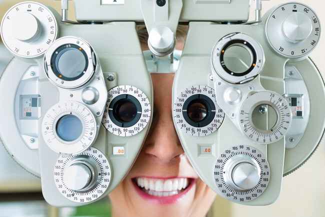 Teknologi baru seperti ReLEx SMILE, ICL, dan Wavefront-Guided memberikan harapan baru bagi penderita mata minus yang ingin menghindari risiko LASIK.